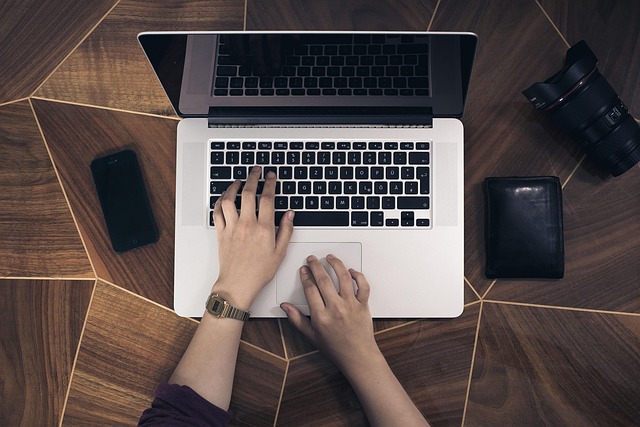 Suporte Técnico Sem Complicações: Como Chatbots Simplificam o Atendimento